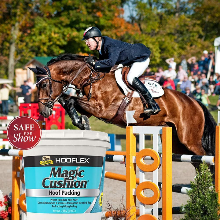 Hooflex Magic Cushion, Veterinary Formulated Fast-Acting Relief, Reduce Hoof Heat for up to 24 Hours, 2 Lb Tub