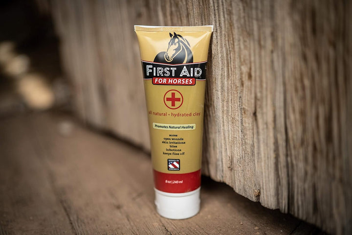 First Aid All Natural Hydrated Clay for Horses, 8 Ounce Tube