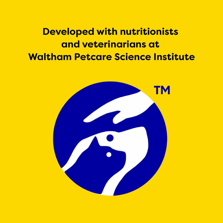 Classic Crunchy and Soft Cat Treats Feline Favorites Variety Pack, 3 Oz. Pouches (Pack of 4)