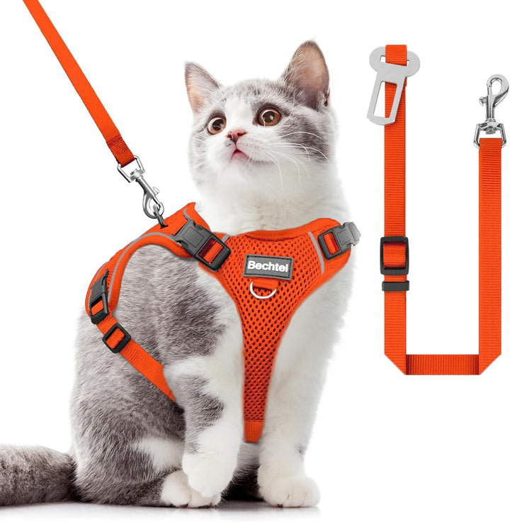 Cat Harness, Cat Harness and Leash for Walking, Adjusted in Four Directions and Breathable Cat Harness for anti Escape That Can Be Fitted and Positioned, Reflective Strips Harness, Black, S