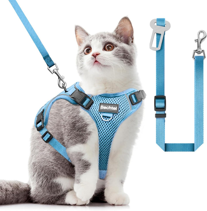 Cat Harness, Cat Harness and Leash for Walking, Adjusted in Four Directions and Breathable Cat Harness for anti Escape That Can Be Fitted and Positioned, Reflective Strips Harness, Black, S