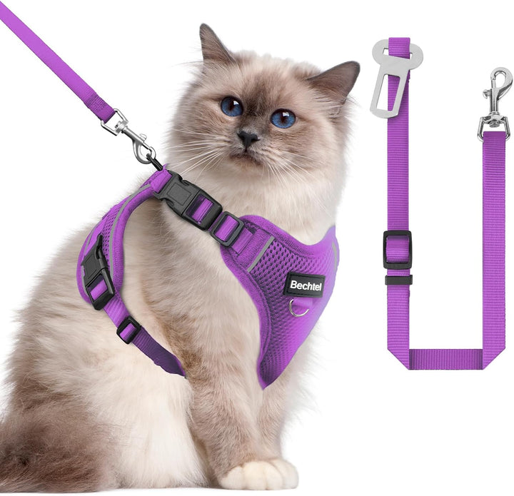 Cat Harness, Cat Harness and Leash for Walking, Adjusted in Four Directions and Breathable Cat Harness for anti Escape That Can Be Fitted and Positioned, Reflective Strips Harness, Black, S