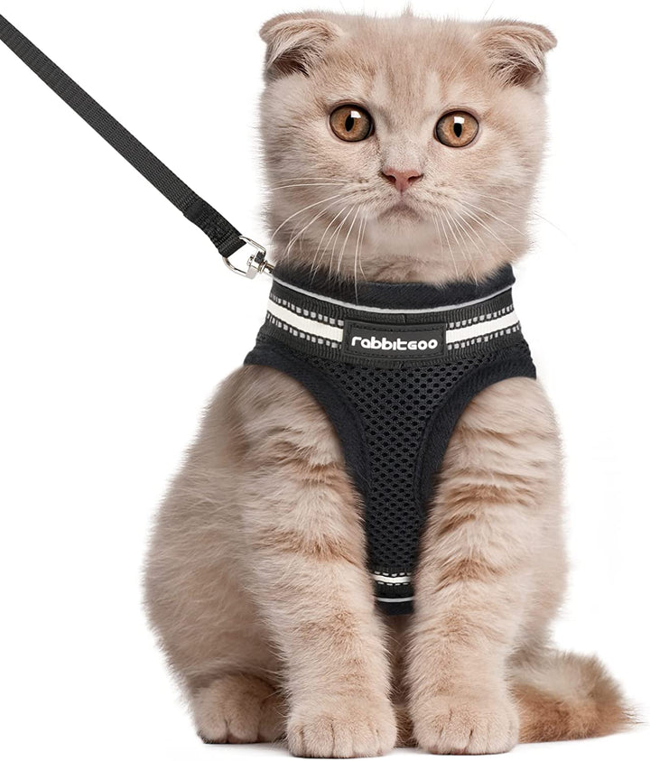 Cat Harness and Leash Set for Walking Escape Proof, Adjustable Soft Kittens Vest with Reflective Strip for Cats, Comfortable Outdoor Vest, Black, S