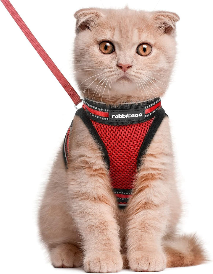 Cat Harness and Leash Set for Walking Escape Proof, Adjustable Soft Kittens Vest with Reflective Strip for Cats, Comfortable Outdoor Vest, Light Purple, S