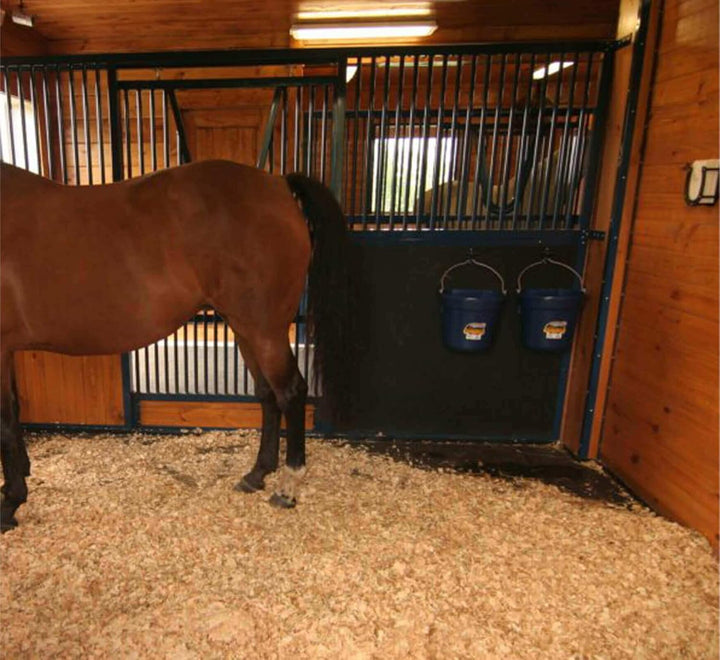 Horse Feed Bucket Hook,Water Bucket Holder Hanger for Horse Stall/Stable Supplies (2 Pack)