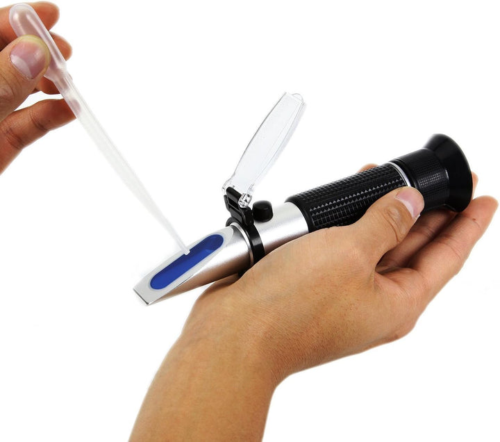 Dual Scale 1.0 to 1.070 S.G. Salinity Refractometer for Aquarium & Seawater