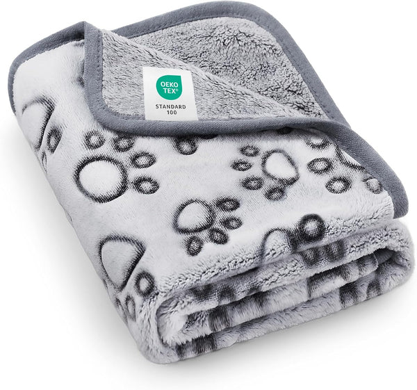 Premium Soft Dog Blanket for Small Medium Large Dogs Washable 300GSM Fluffy Warm Fleece Puppy Cat Paw Print Pet Flannel Grey Paw M(30"X20")