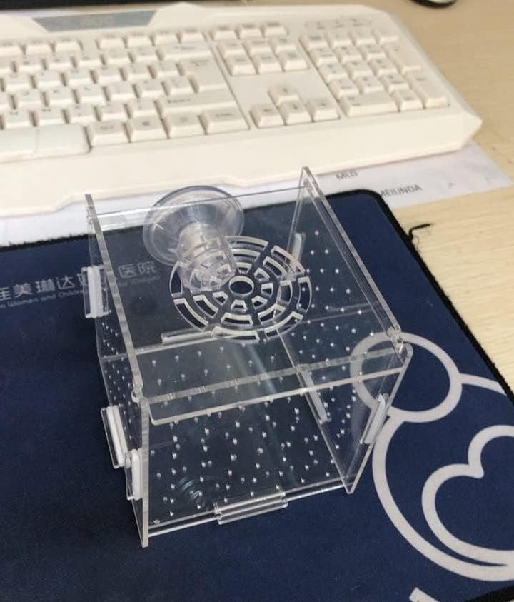 Acrylic Fish Breeding Box, Acrylic Fish Isolation Box, Fish Separator for Aquarium, Hatchery Incubator with Suction Cups for Small Baby Fishes Shrimp Clownfish Guppy (3.9 * 3.9 * 3.9Inch)