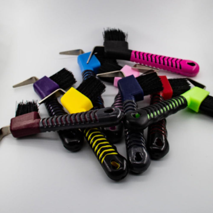 Stiff Bristled Horse Hoof Pick Brush with Soft Rubber Handle, Portable (2PCS, Random Color)