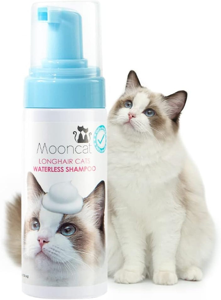 Waterless Cat Shampoo, 100% Licking Safe & Vet Approved No Rinse Dry Bath Foam - Gentle Deodorizer for Short Haired Cats, Seniors & Kittens - Soothes Sensitive Skin, Reduces Dander & Odor